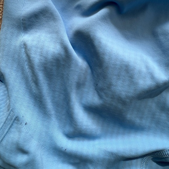 NWT Under Armour Light Blue Womens Compression Athletic Shorts - Picture 4 of 5